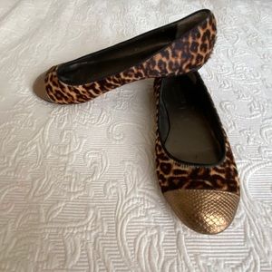 🎈SALE🎈Leopard Gold Toe Talbots flats